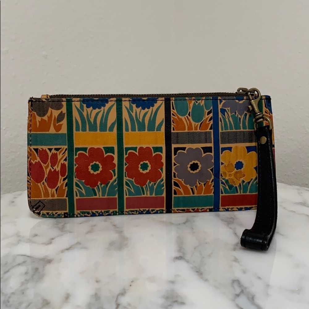 ✨ Patricia Nash St Croce Wristlet Wallet ✨